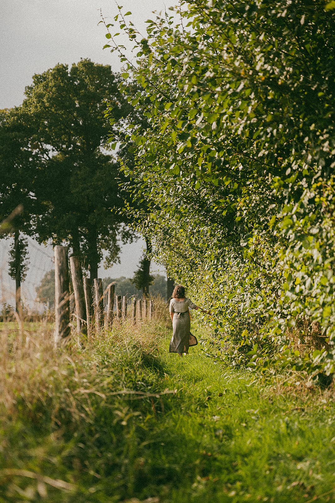 Peaceful walk through the grounds of The Makers Barn