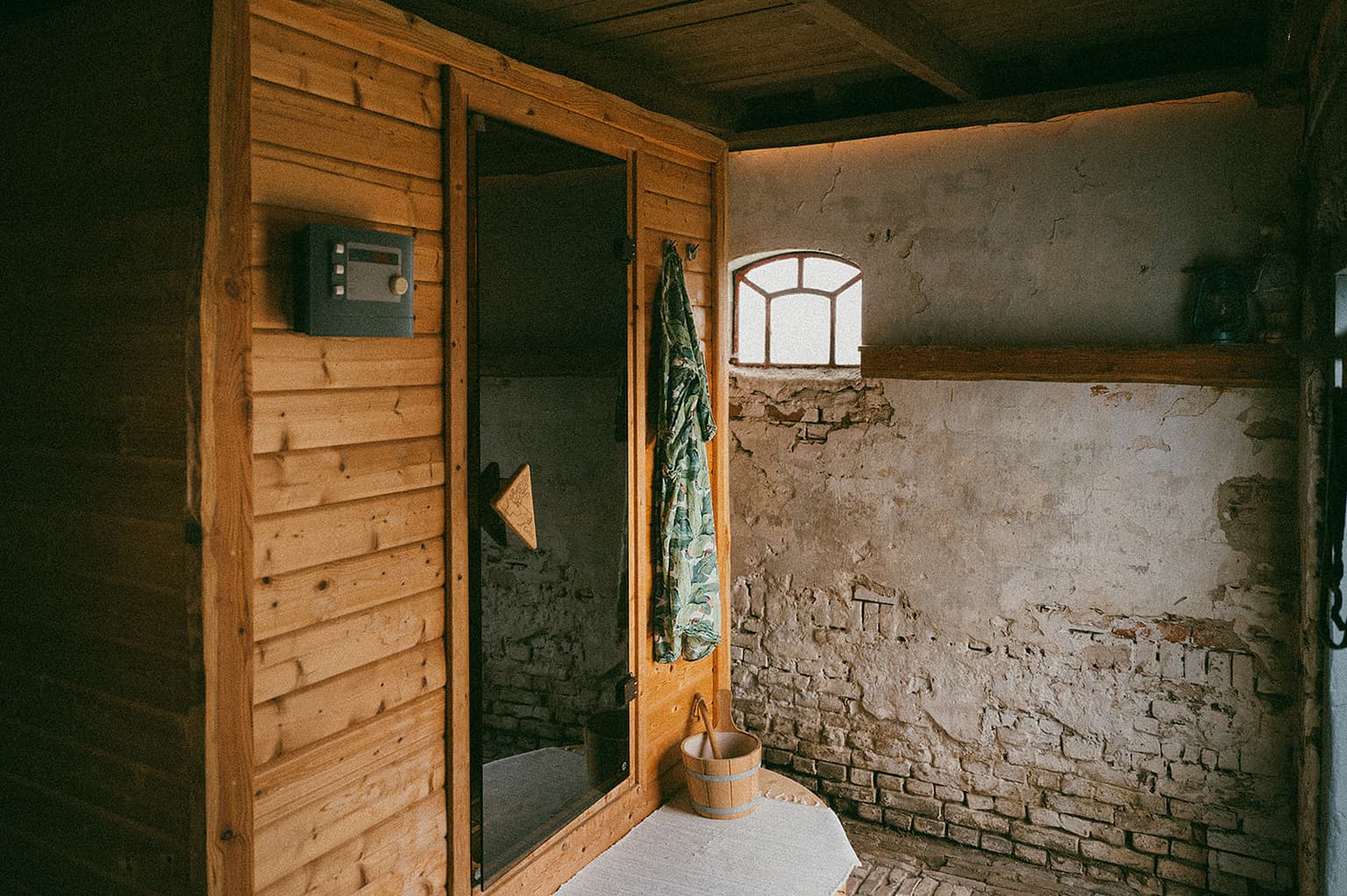 Sauna, Hot Tub & Fire Circle